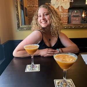 Meet your Posher, Natasha